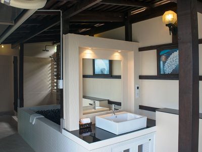 Moon Room - Bathroom